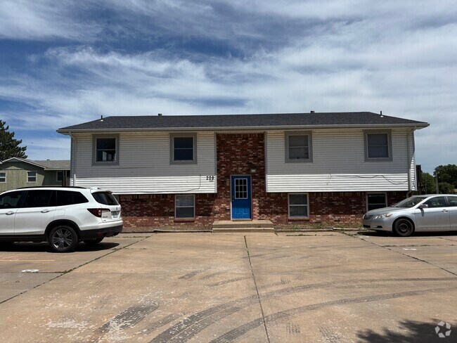 Building Photo - 208 N Brunswick St
