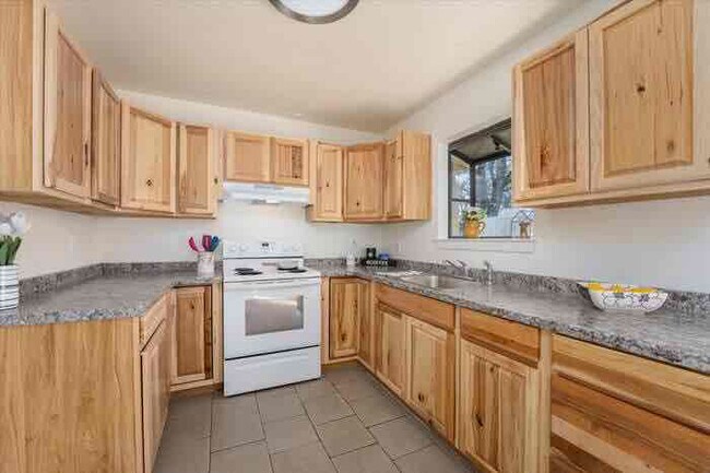 Foto del edificio - 2940 Oak St