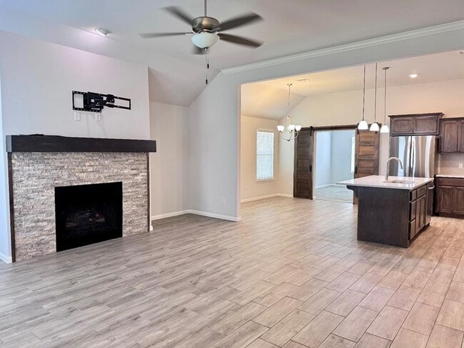 Building Photo - 4100 NW 152nd Terrace