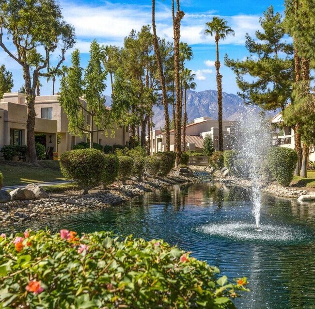 Foto del edificio - 35200 Cathedral Canyon Dr