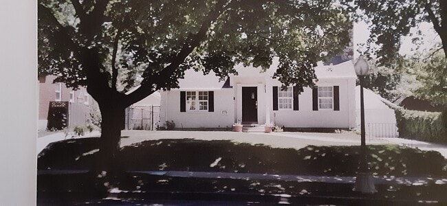 Building Photo - 1776 E 900 S