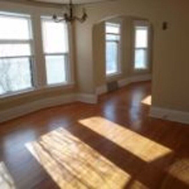 Building Photo - 2614-16 N. Prospect Ave.