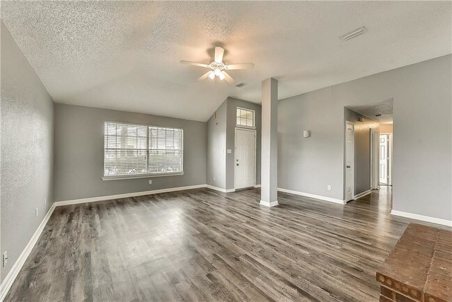 Building Photo - 4714 Highgate Ln
