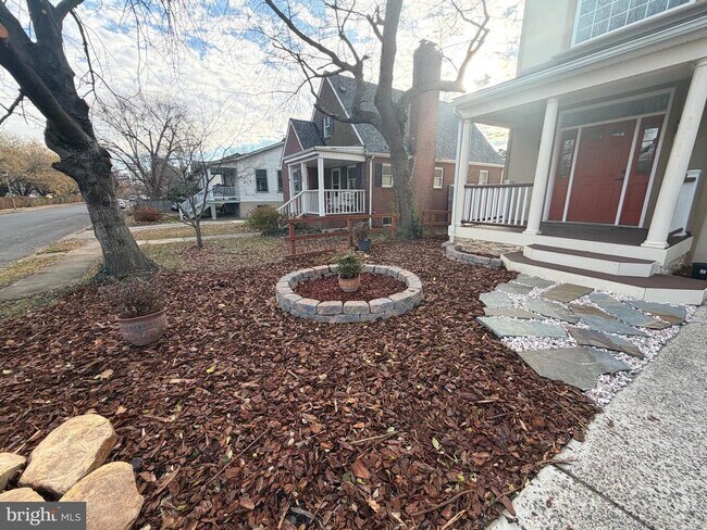 Foto del edificio - 728 18th St S