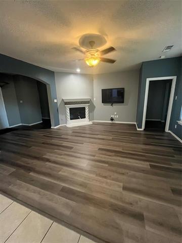 Foto del edificio - 609 Crownpoint Ln