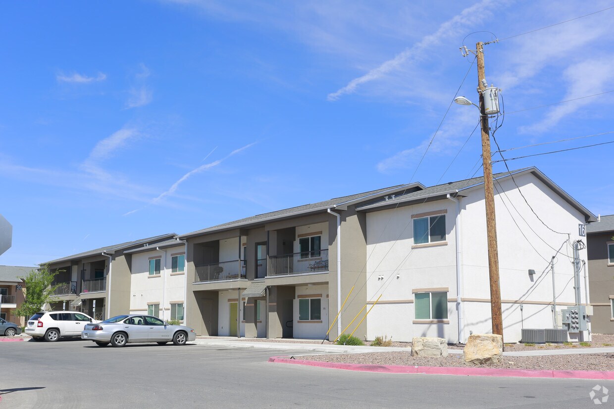 Sherman Ridge Apartments in El Paso, TX