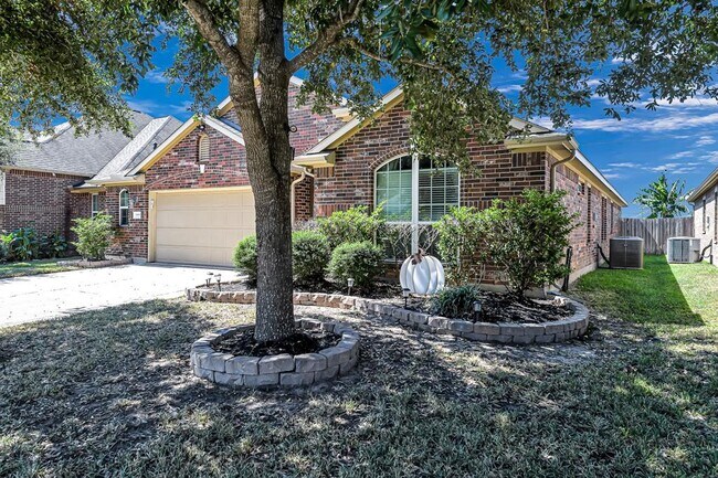Foto del edificio - 10069 Hidden Creek Falls Ln