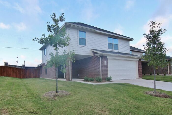 Primary Photo - 1526 Emma Dr