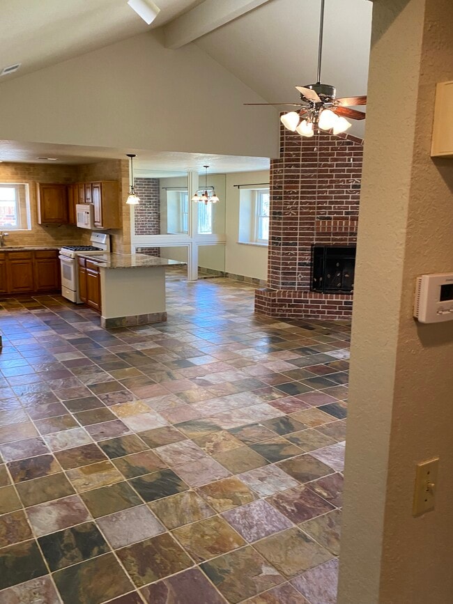 Photo - 1917 Dena Dr House