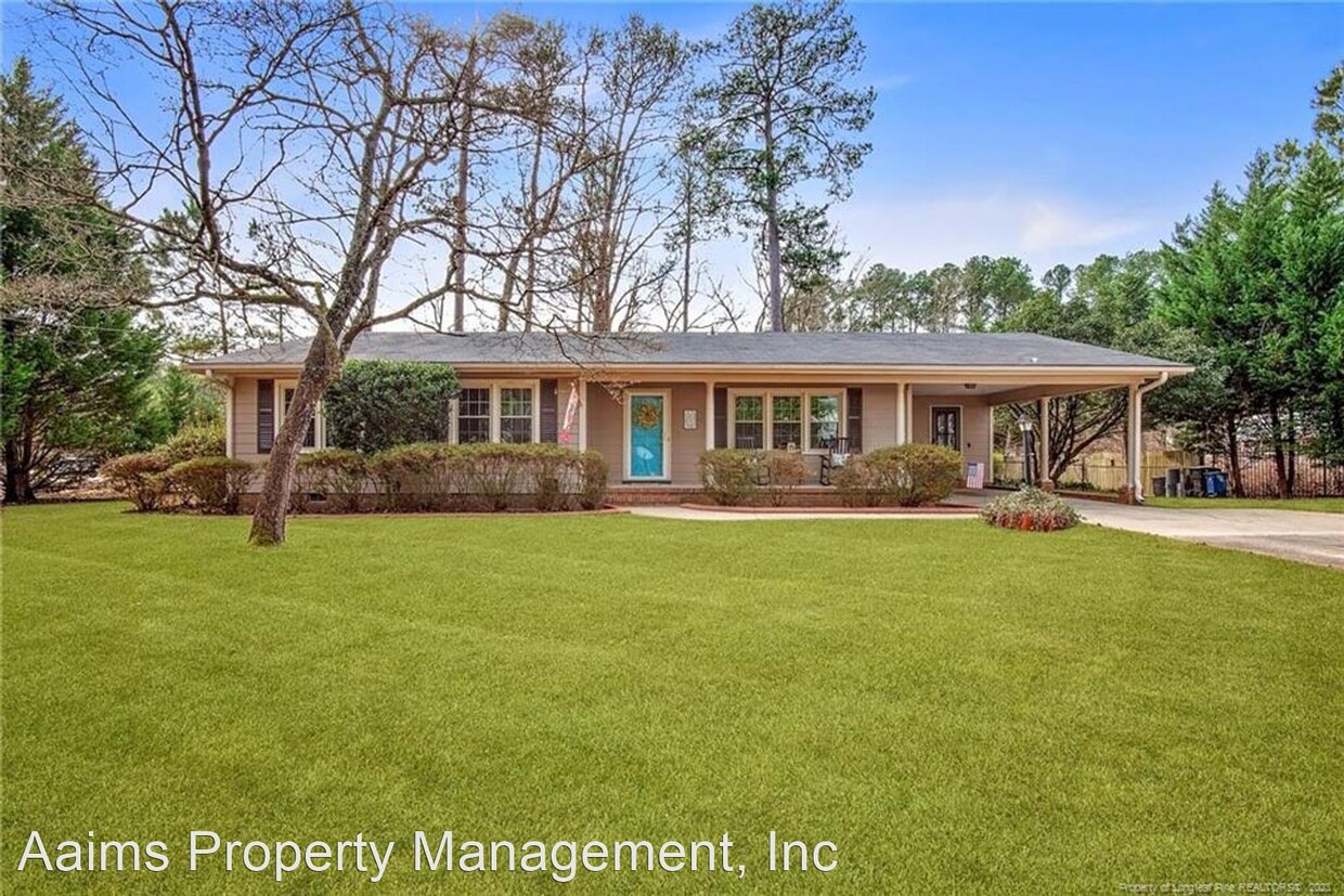 Foto principal - 4 br, 3 bath House - 160 Carver Falls