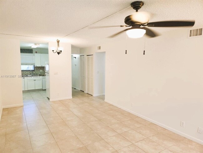 Building Photo - 11453 NW 39th Ct