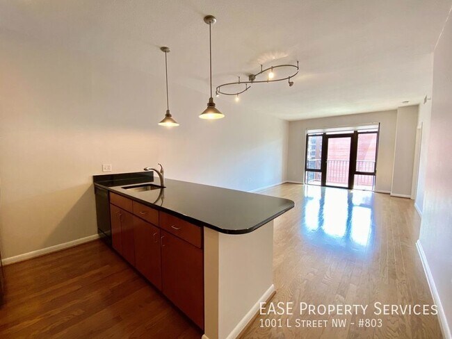 Foto del edificio - 1001 L St NW