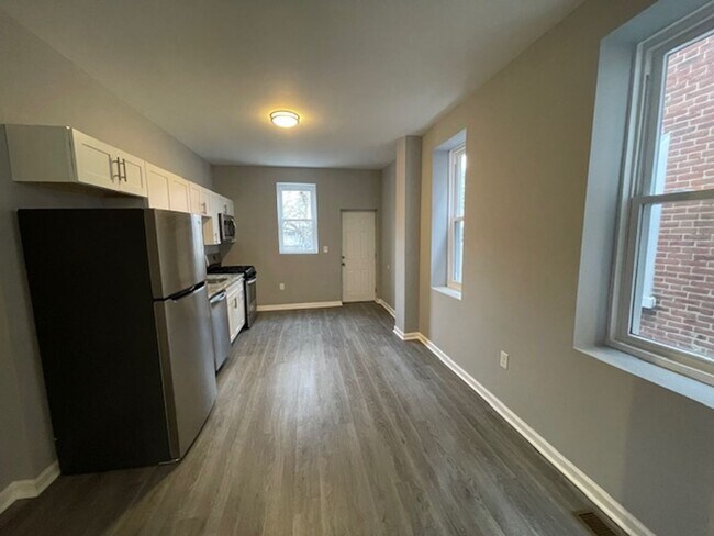 Building Photo - Anika Homes 3 Bedroom
