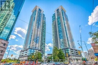 Building Photo - 5162-5162 Yonge St