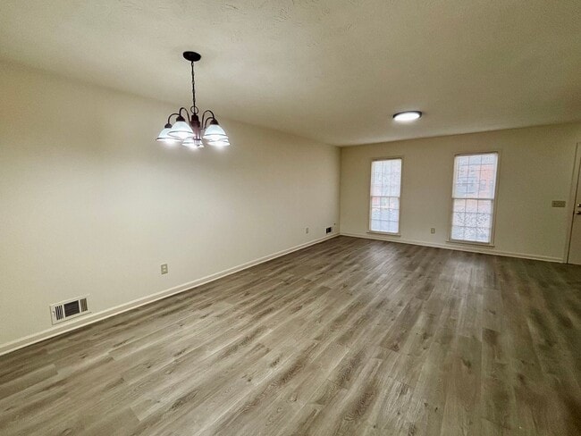 Building Photo - 5296 Weyden Trail