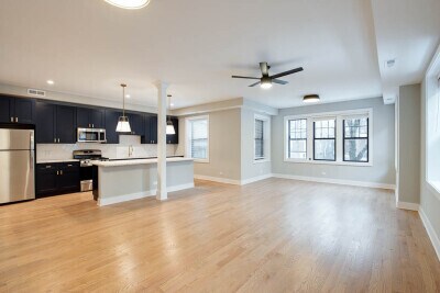 Foto del edificio - 4406 N Seeley Ave