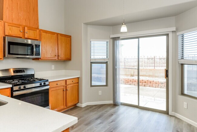 Building Photo - 3409 Greenwood Springs Dr
