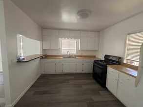 Building Photo - 1241 Wilson Ave