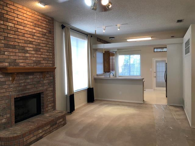 Foto del edificio - 2118 Stoneridge Dr