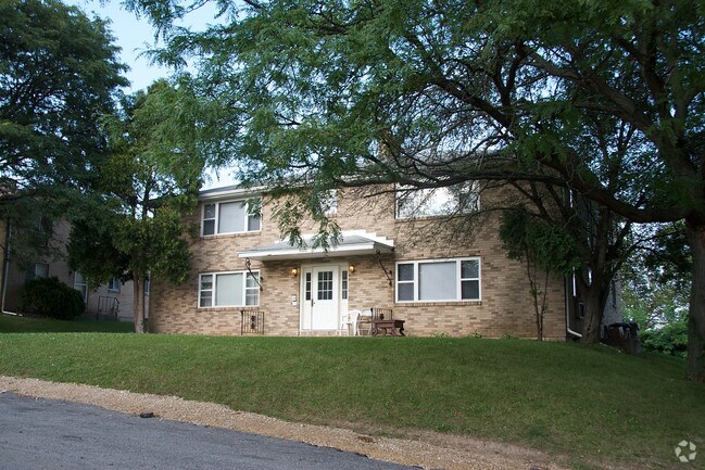 Foto del edificio - 5016 Camden Rd