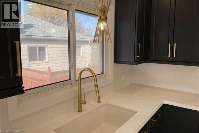 Photo du bâtiment - 564 Waterloo St