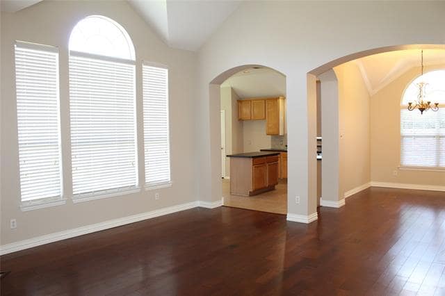Foto del edificio - 4755 Logan Ct