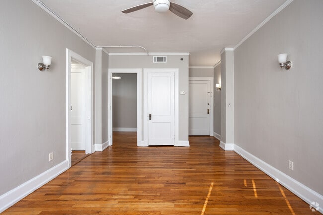 1BR, 1BA - 490SF - Living Room - Terrace Apartments