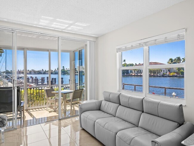 Foto del edificio - 3212 S Ocean Blvd