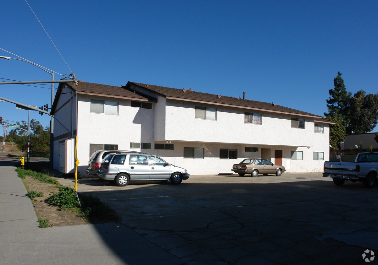 1214 Alturas Rd, Fallbrook, CA 92028 Apartments in Fallbrook, CA