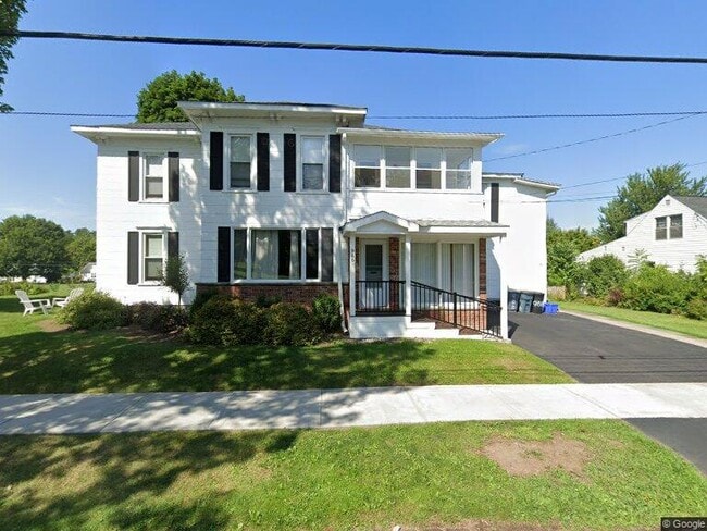 Building Photo - 966 Cumberland Ave