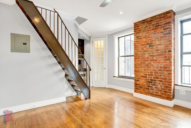 Photo - 234 Mott St Apartment