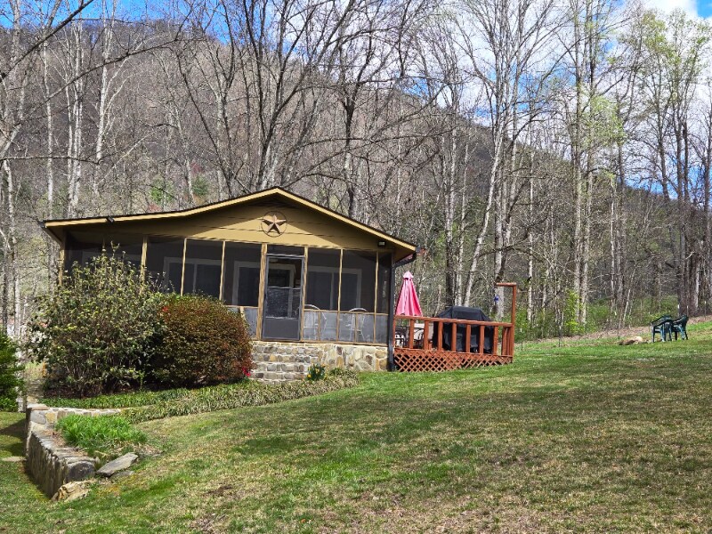 Primary Photo - 141 Z V Cochran Rd