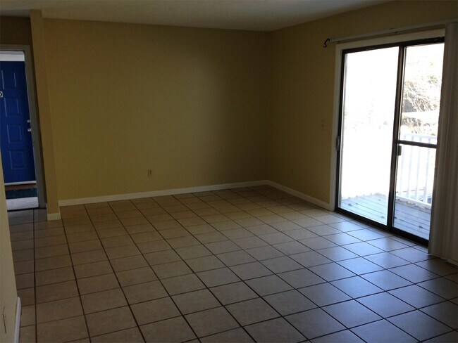 Foto del edificio - 2507 W 10th St