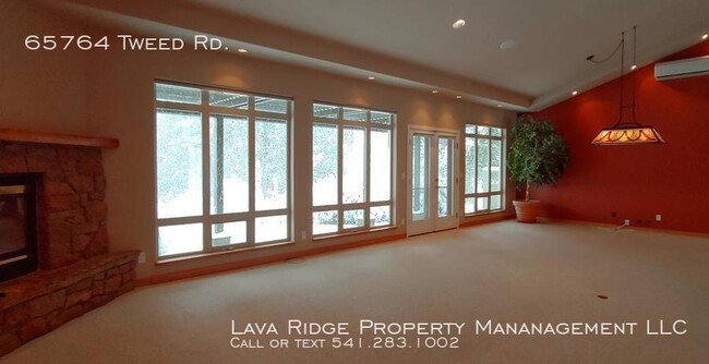 Foto del edificio - 65764 Tweed Rd