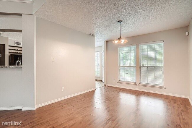 Foto del edificio - 3 br, 2.5 bath House - 10024 Long Rifle Drive
