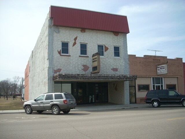 Primary Photo - 215 N Main St