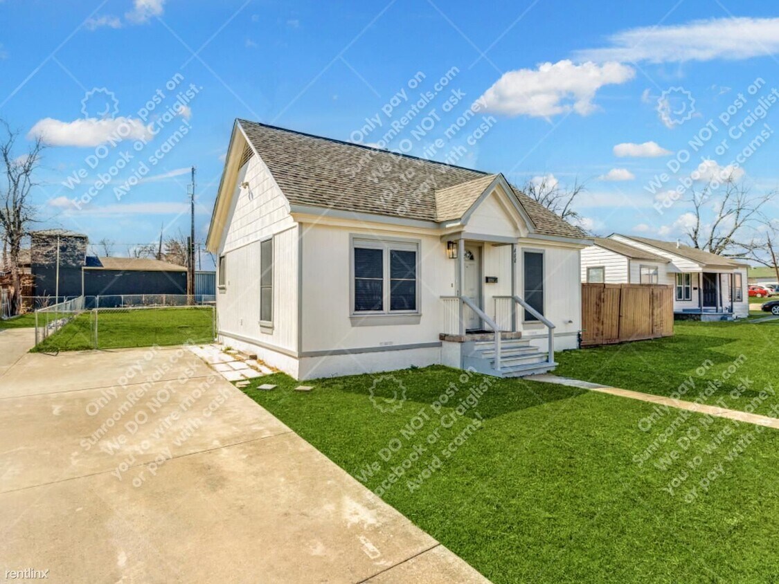 Foto principal - 3 br, 1 bath House - 408 W Avenue F