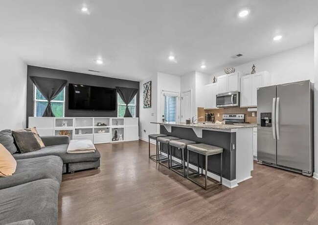 Foto del edificio - 5668 Union Pointe Dr