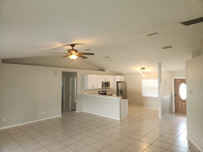 Foto del edificio - 2536 SW 24th Ct