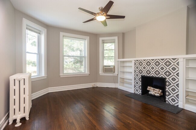 Foto del edificio - 2037 W Estes Ave