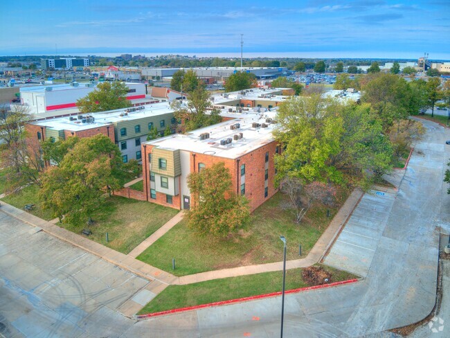 Building Photo - Huntley Ridge