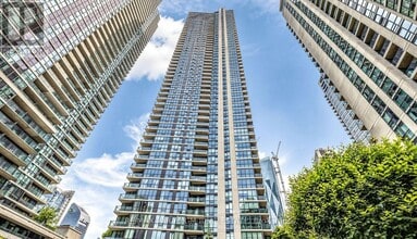 Building Photo - 18 Harbour St