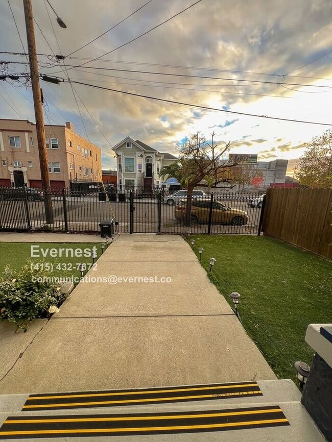 Foto del edificio - 884 29th St
