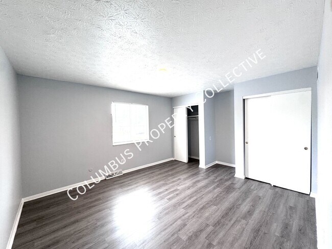 Building Photo - 4056 Carlton Ave
