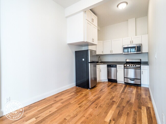 Foto del edificio - 287 Wyckoff Ave