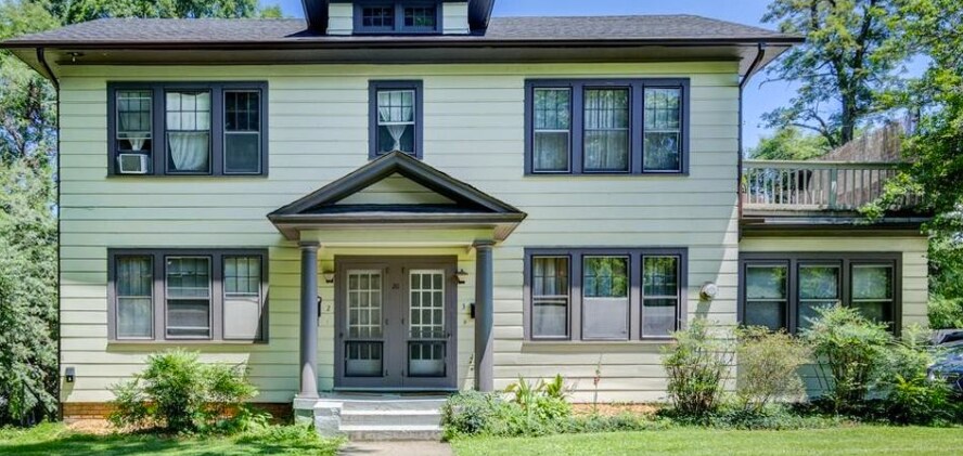 Primary Photo - 20 Chiles Ave
