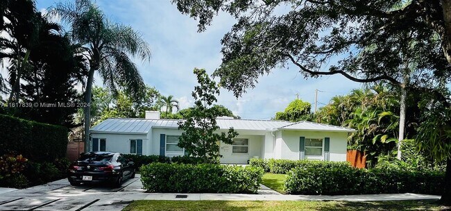 Foto del edificio - 4633 SW 13th Ter