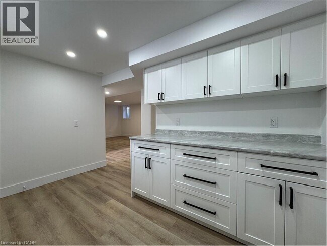 Photo du bâtiment - 12 Arrowhead Pl