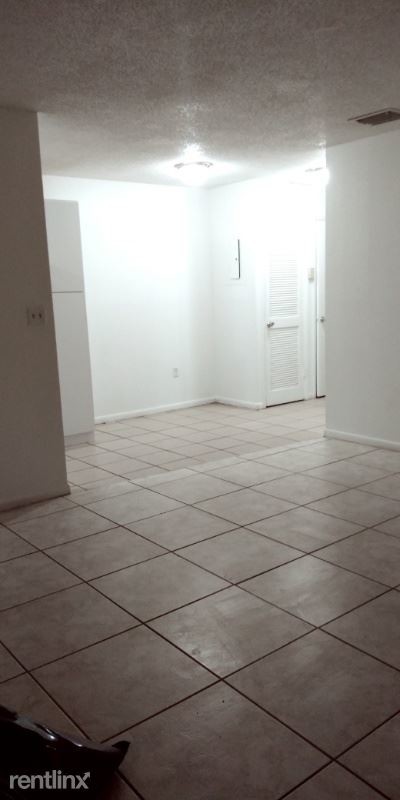Foto del edificio - 2462 Pierce St