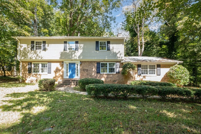 Photo - 6800 April Ln House